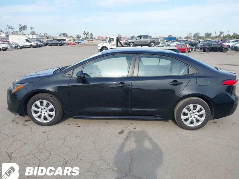 Toyota Corolla, LE