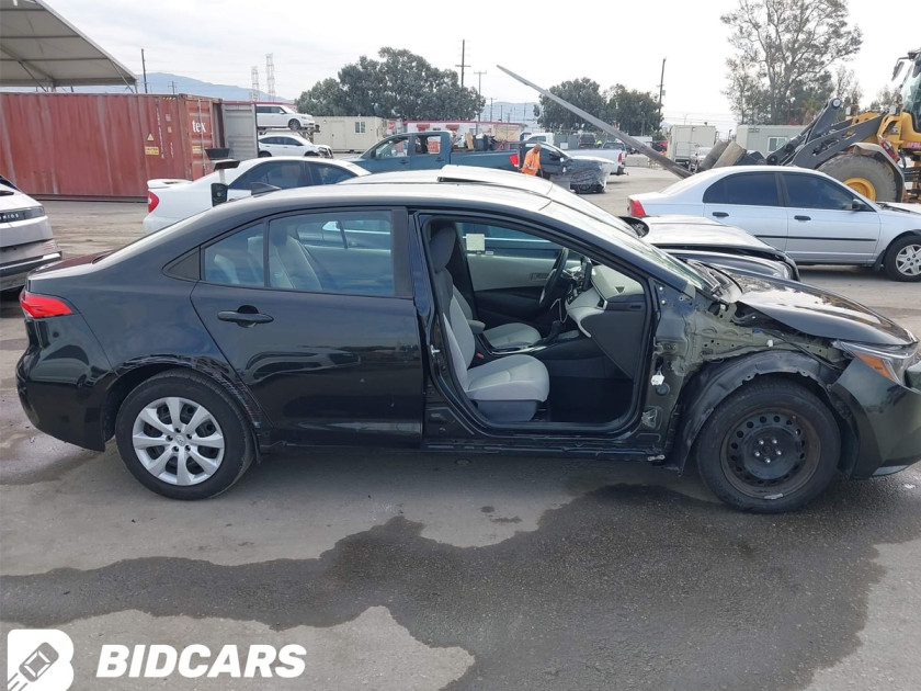 Toyota Corolla, LE
