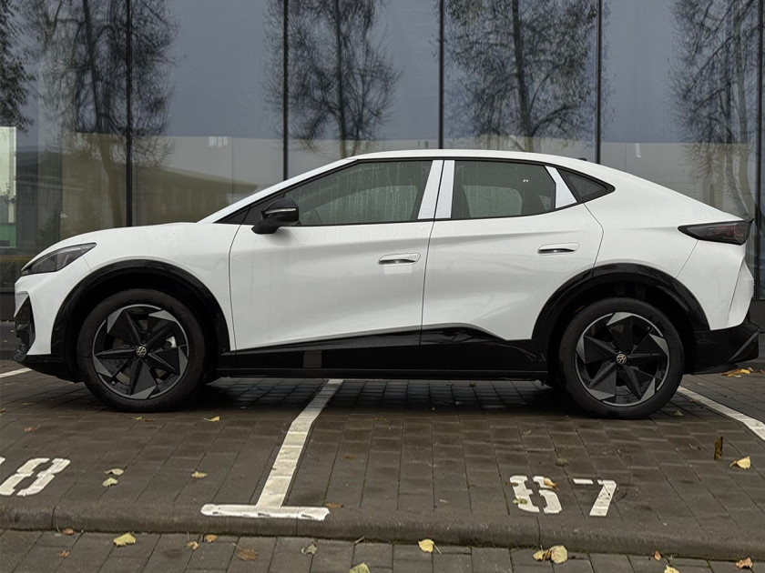 Volkswagen ID Unyx Ultra