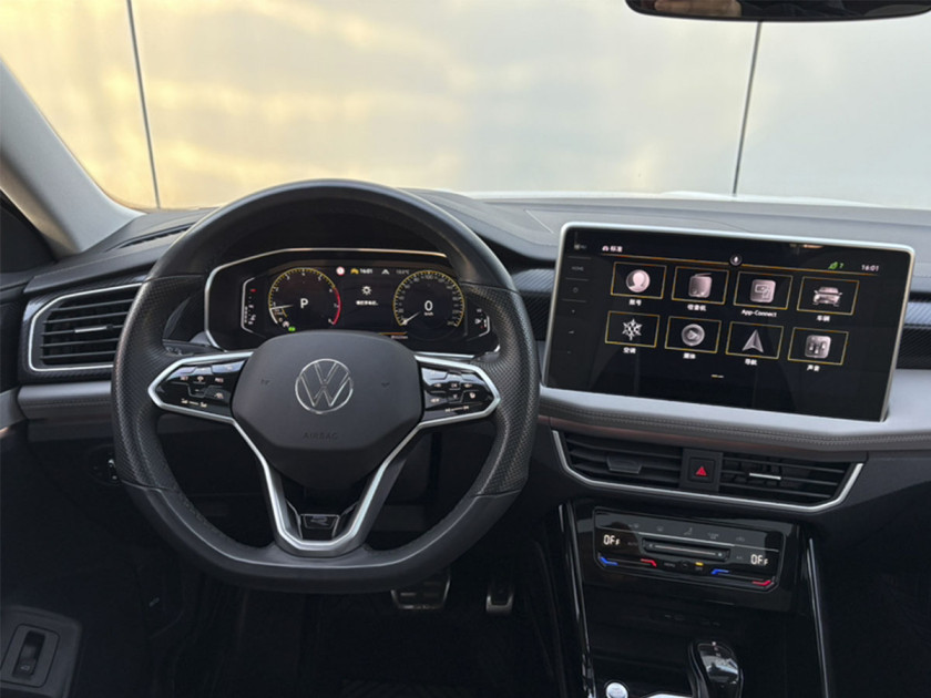 Volkswagen Tayron X