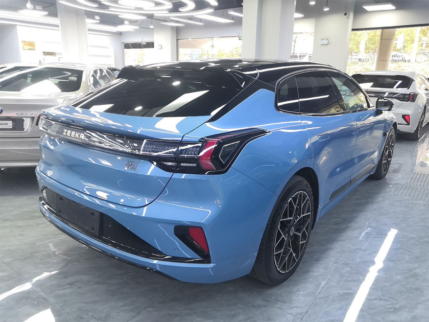 Zeekr 001